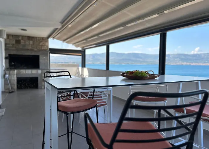 아파트 Rovci 1 슬라티네