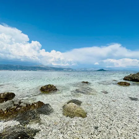 Rovci 1 スラティネ