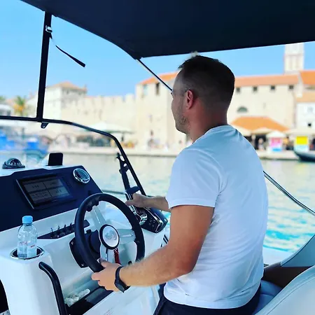 アパート Rovci 1